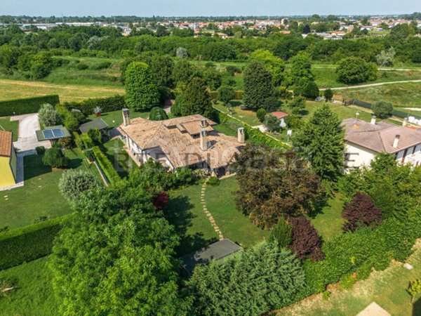 casa indipendente in vendita a Vigonovo