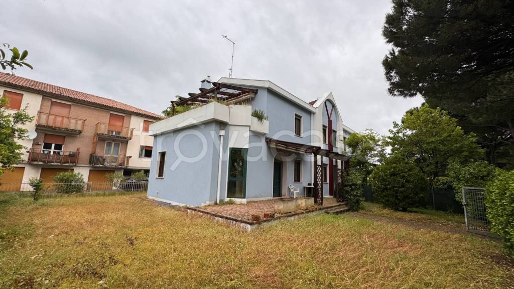 casa indipendente in vendita a Cavallino-Treporti in zona Ca' Savio