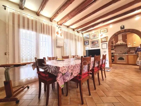 casa indipendente in vendita a Cavallino-Treporti in zona Treporti