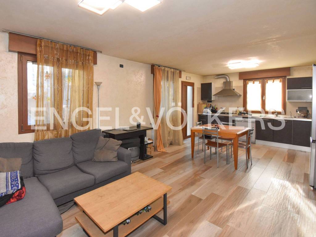 appartamento in vendita a Cavallino-Treporti in zona Cavallino
