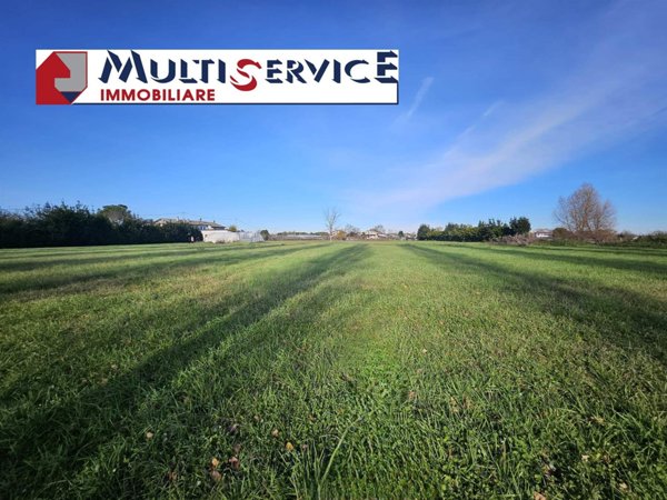 terreno edificabile in vendita a Cavallino-Treporti in zona Punta Sabbioni