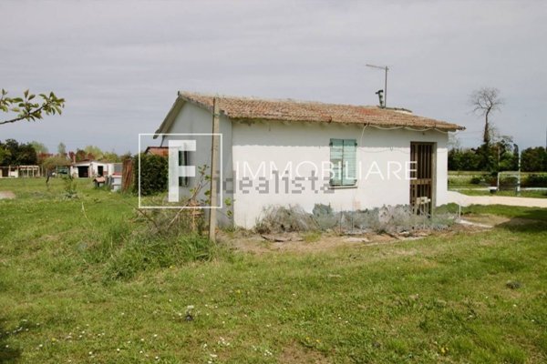 appartamento in vendita a Cavallino-Treporti in zona Punta Sabbioni