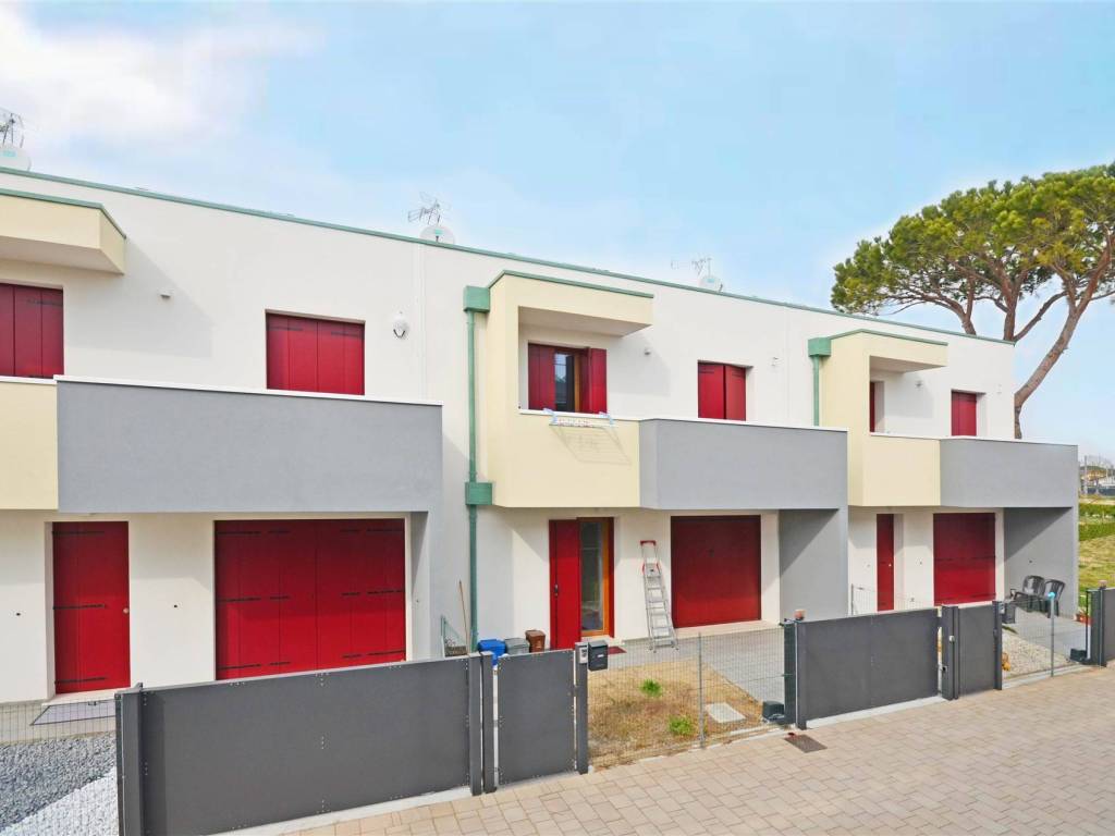 casa indipendente in vendita a Cavallino-Treporti in zona Ca' Ballarin