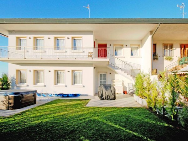 casa indipendente in vendita a Cavallino-Treporti in zona Ca' Savio