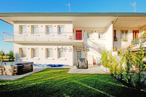 casa indipendente in vendita a Cavallino-Treporti in zona Treporti