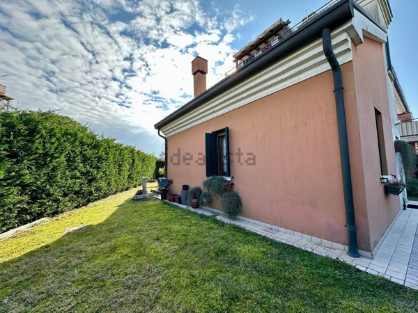 appartamento in vendita a Cavallino-Treporti in zona Punta Sabbioni