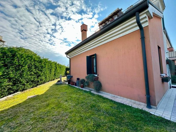 appartamento in vendita a Cavallino-Treporti in zona Punta Sabbioni
