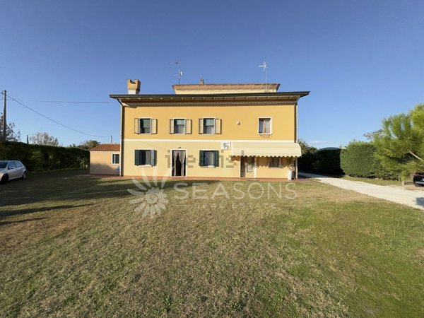 casa indipendente in vendita a Cavallino-Treporti in zona Cavallino