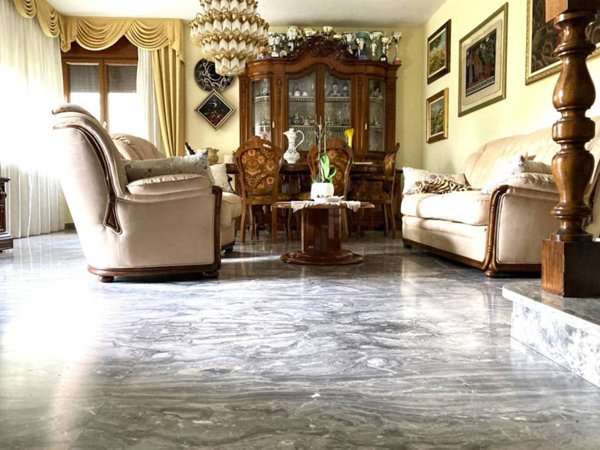 casa indipendente in vendita ad Abano Terme