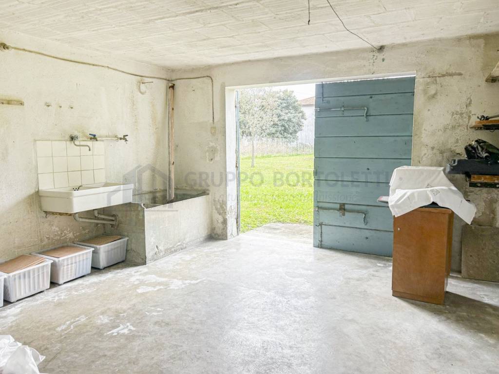 casa indipendente in vendita ad Abano Terme in zona Giarre