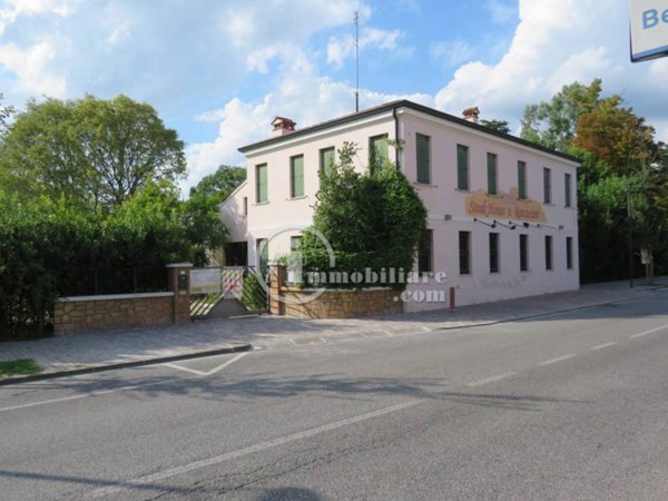 intera palazzina in vendita ad Abano Terme