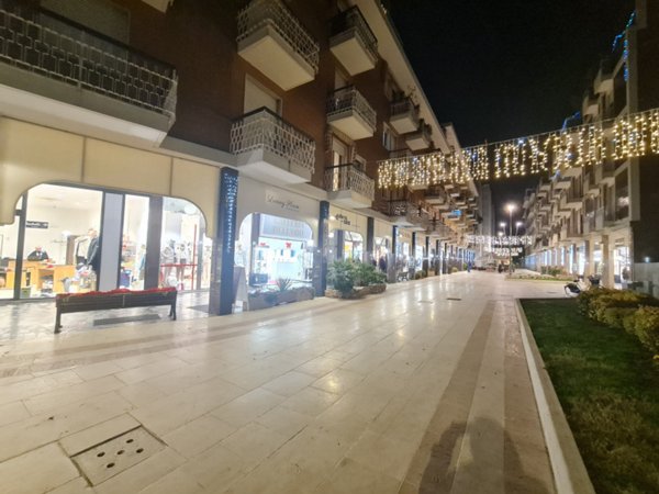 negozio in vendita ad Abano Terme