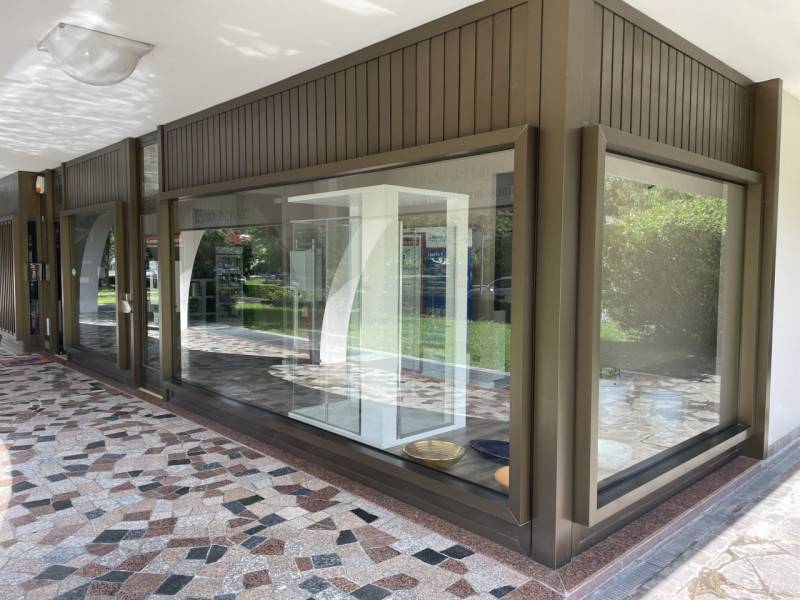 negozio in vendita ad Abano Terme