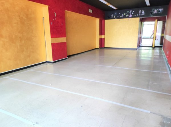 negozio in vendita ad Abano Terme