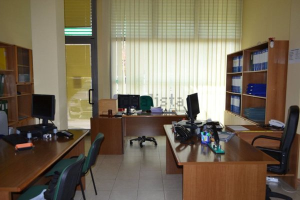 ufficio in vendita ad Abano Terme