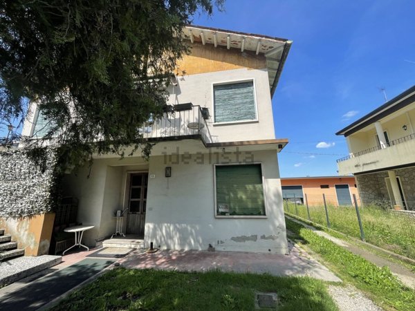 casa indipendente in vendita ad Abano Terme