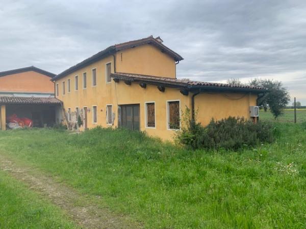 casa indipendente in vendita ad Abano Terme