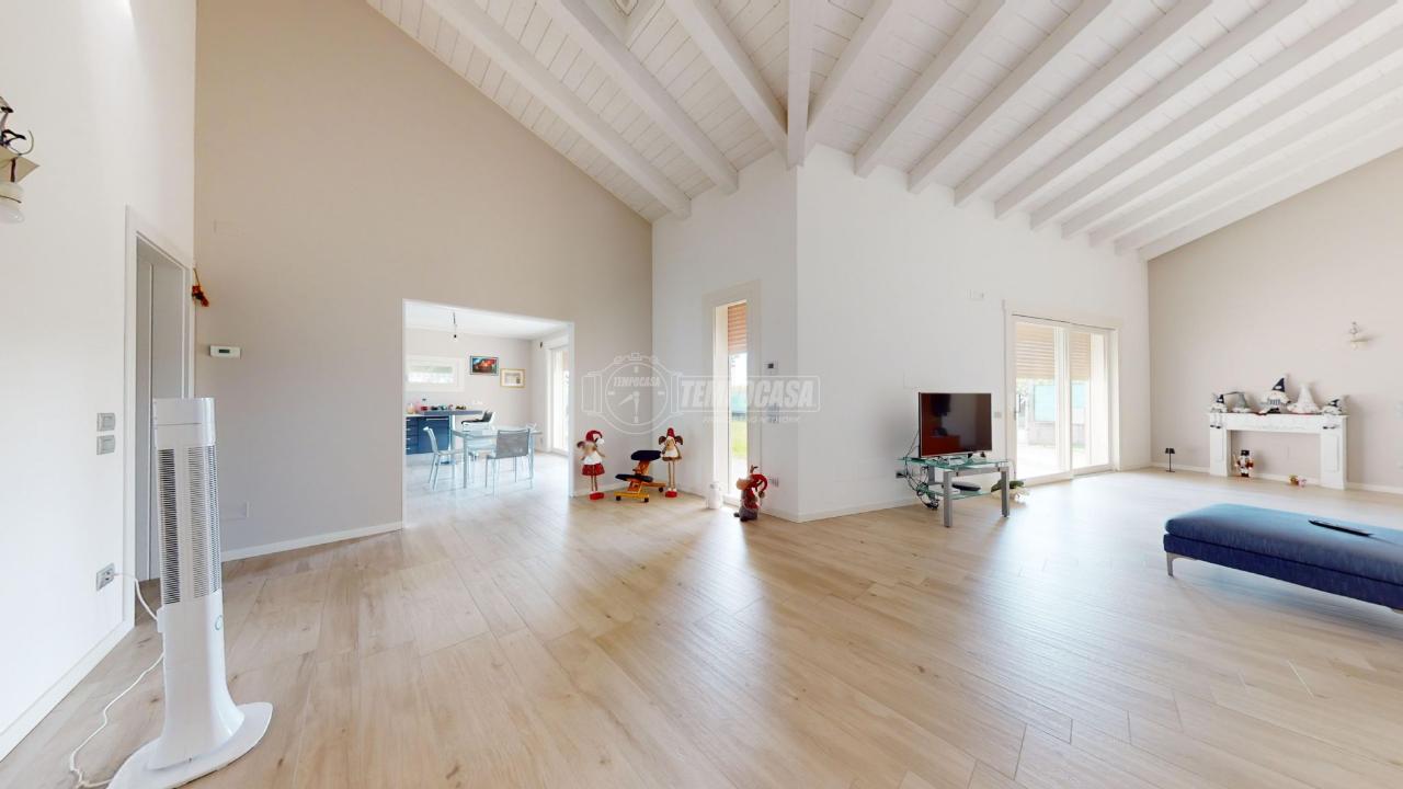 casa indipendente in vendita ad Abano Terme