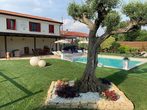 appartamento in vendita ad Abano Terme