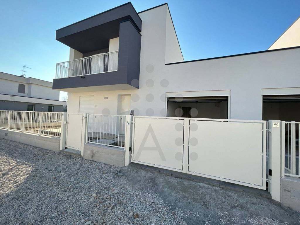 casa indipendente in vendita ad Abano Terme