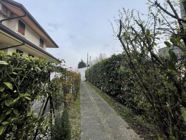 casa indipendente in vendita ad Abano Terme