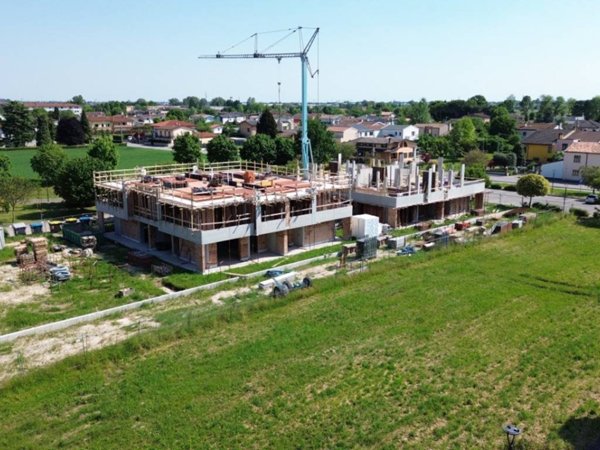 casa indipendente in vendita ad Abano Terme in zona Giarre