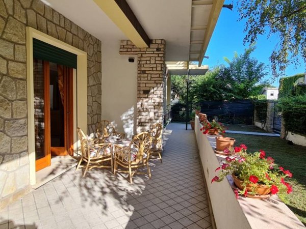 casa indipendente in vendita ad Abano Terme