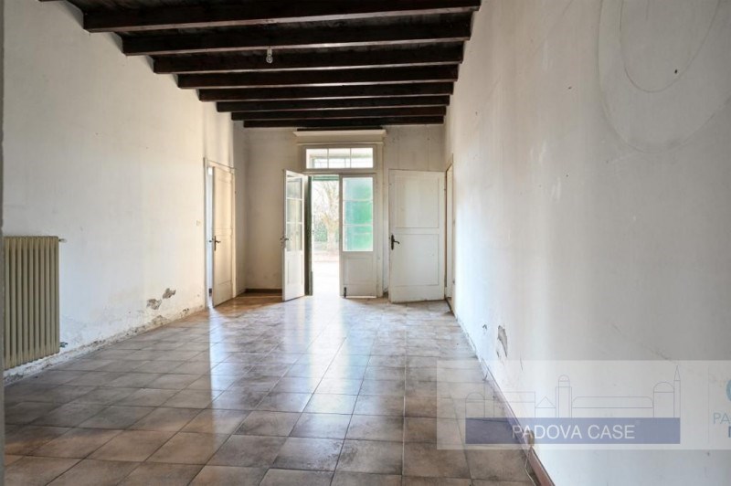 appartamento in vendita ad Abano Terme in zona Monterosso