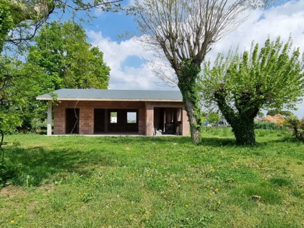 casa indipendente in vendita ad Abano Terme