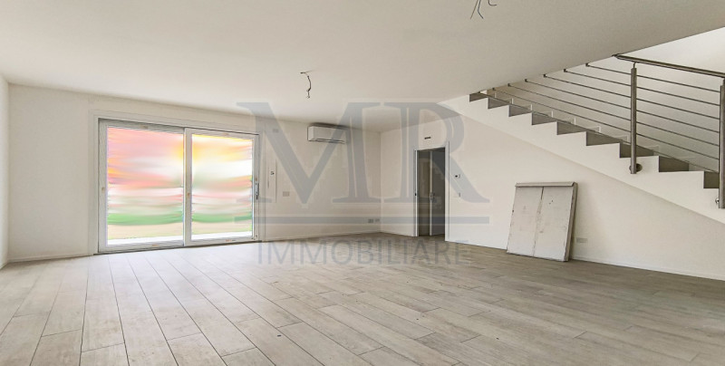 casa indipendente in vendita ad Abano Terme in zona Giarre