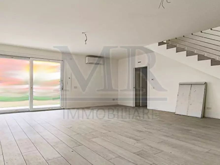 casa indipendente in vendita ad Abano Terme in zona Giarre