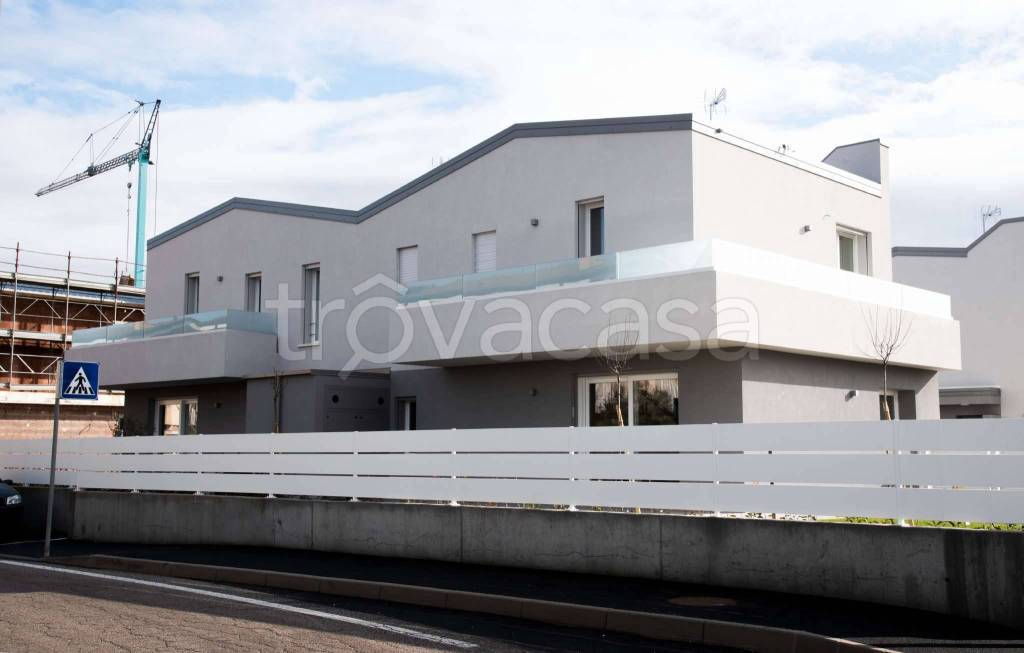 casa indipendente in vendita ad Abano Terme