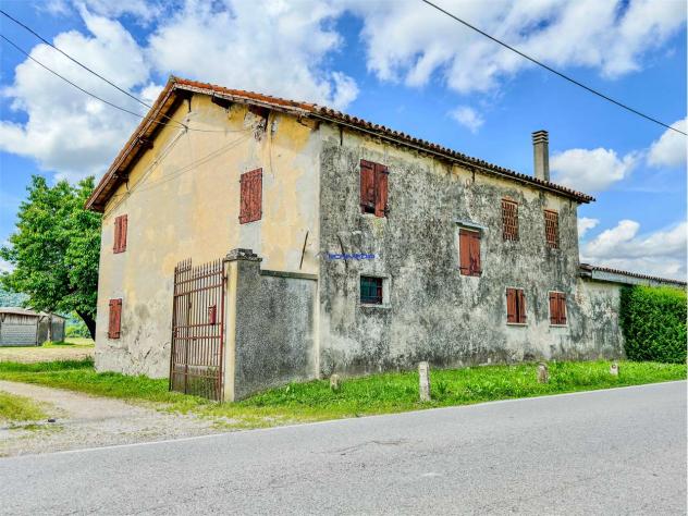 casa indipendente in vendita ad Abano Terme in zona Feriole