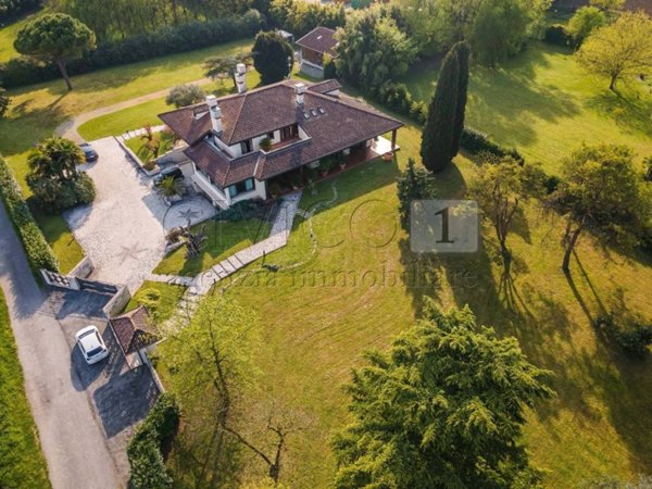 casa indipendente in vendita ad Abano Terme