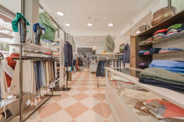 negozio in vendita ad Abano Terme