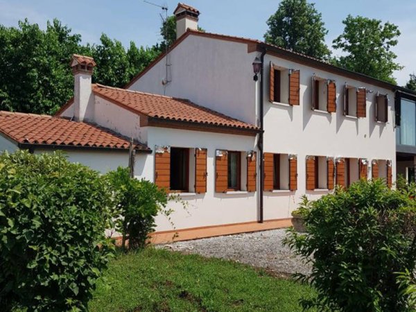 casa indipendente in vendita ad Abano Terme