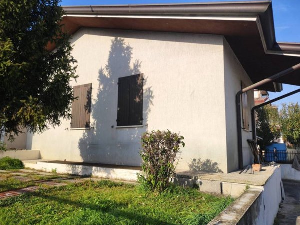 casa indipendente in vendita ad Abano Terme