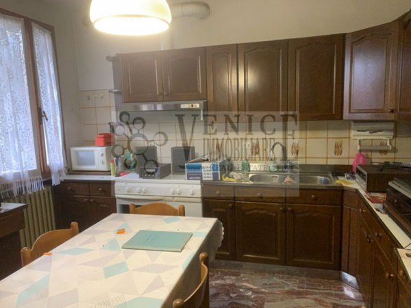 casa indipendente in vendita ad Abano Terme