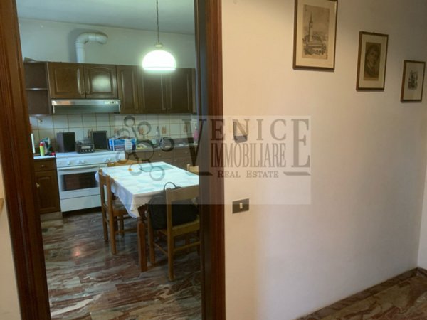 casa indipendente in vendita ad Abano Terme in zona Monterosso