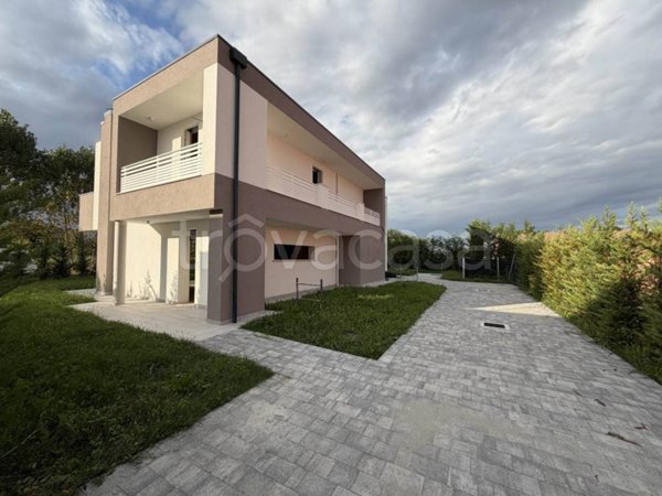 casa indipendente in vendita ad Abano Terme