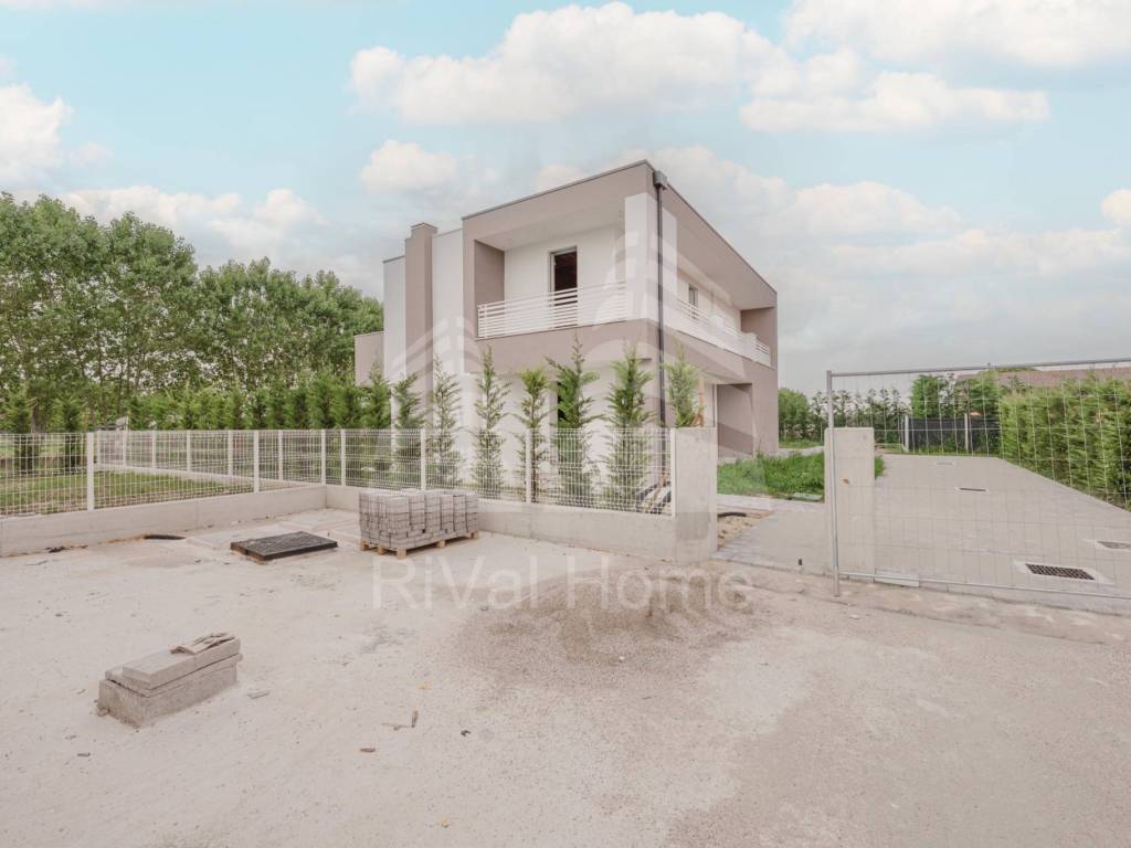 casa indipendente in vendita ad Abano Terme