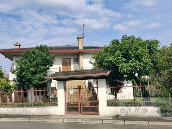 casa indipendente in vendita ad Abano Terme