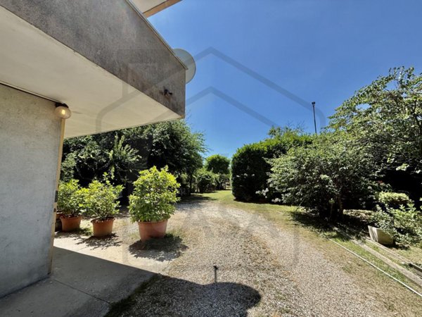 casa indipendente in vendita ad Abano Terme