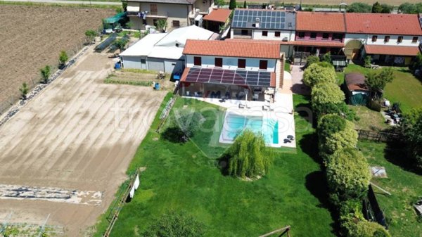 casa indipendente in vendita ad Abano Terme