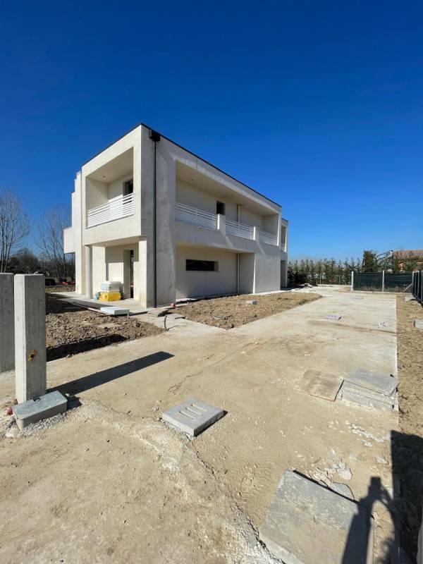 casa indipendente in vendita ad Abano Terme