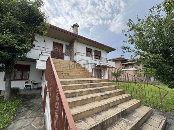 casa indipendente in vendita ad Abano Terme