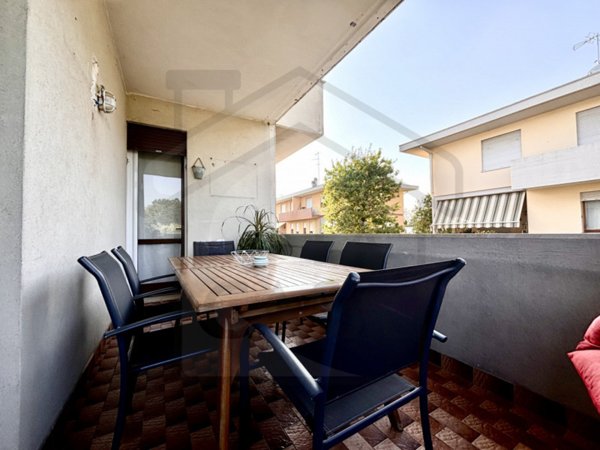 casa indipendente in vendita ad Abano Terme in zona Monteortone