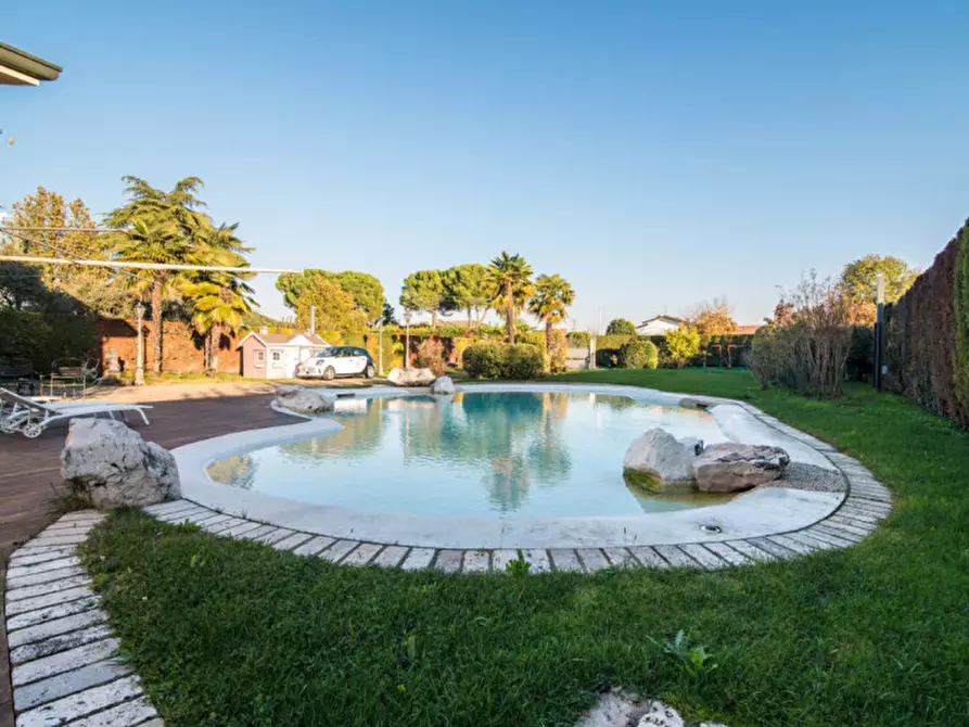 casa indipendente in vendita ad Abano Terme