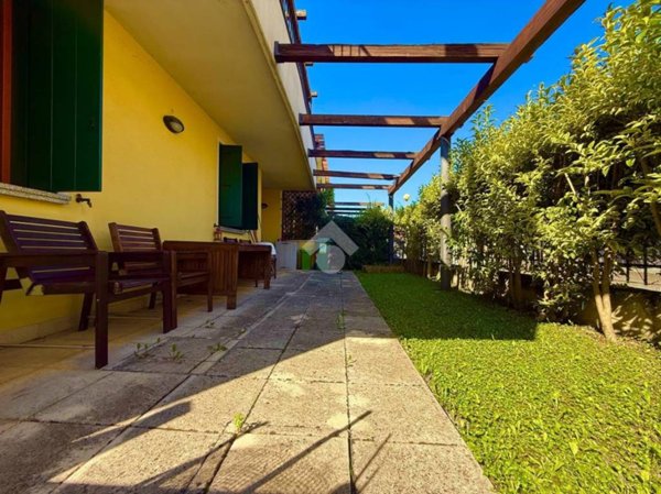 appartamento in vendita ad Abano Terme in zona Monteortone