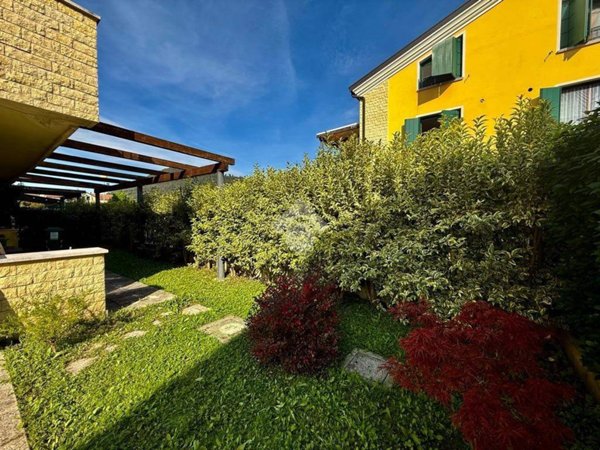 appartamento in vendita ad Abano Terme in zona Monteortone